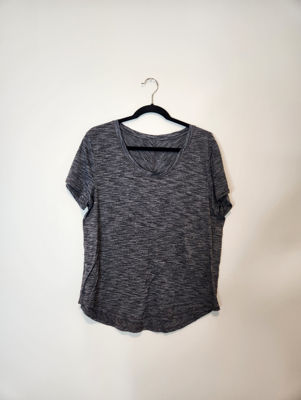 Lululemon Meant To Move Tee In Heathered Black Size 12 - Picture 2 of 5